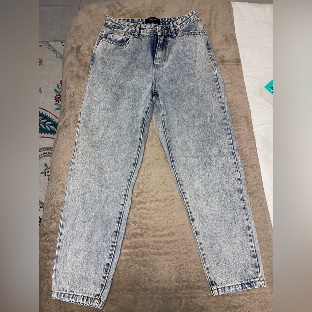 White fox jeans, size M